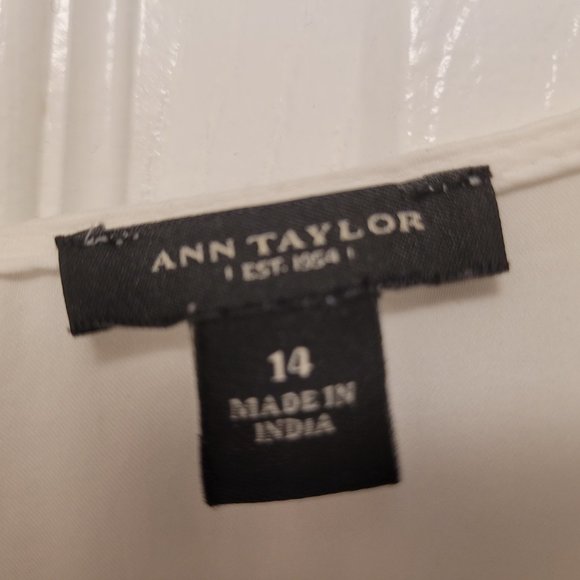 Classic Ann Taylor White Top w/ Peplum - Picture 8 of 10